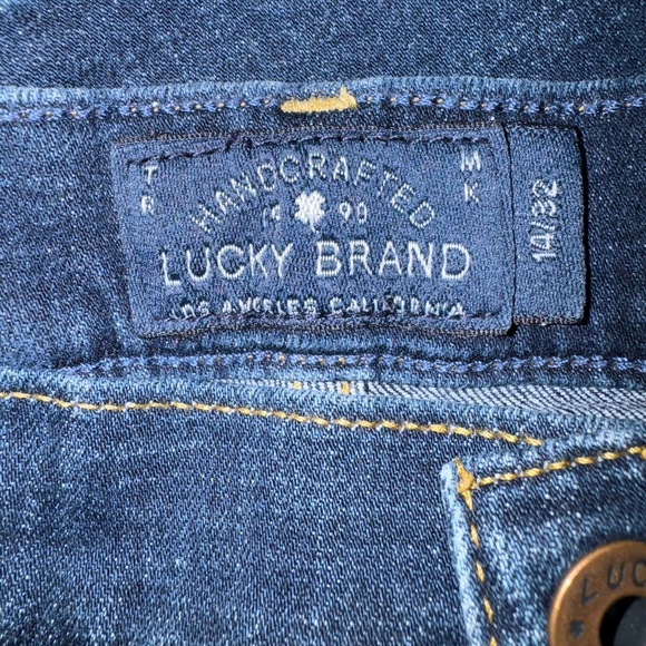 Women’s Lucky Brand The Bermuda Shorts _Size 14 - Picture 4 of 5